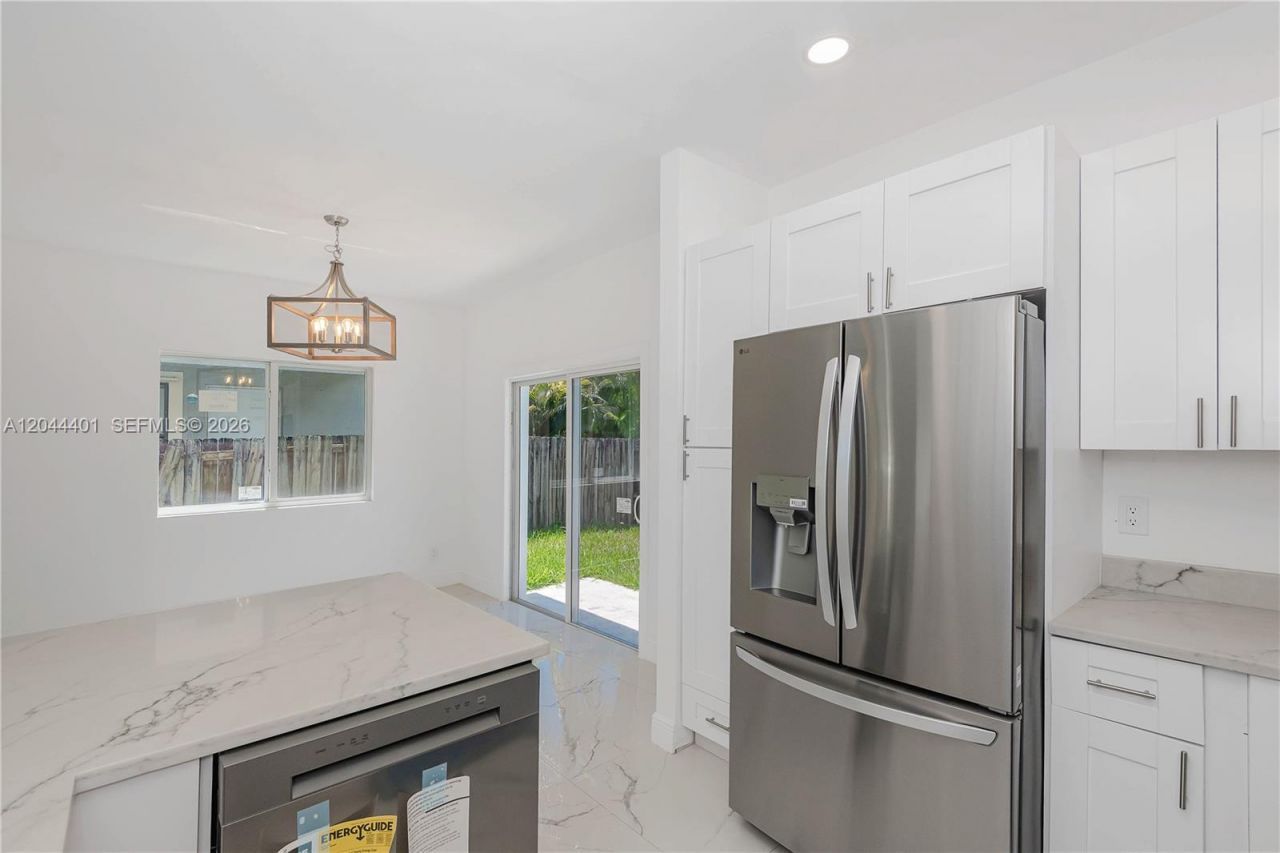 731 SW 6th St , Dania Beach, FL 33004 Photo