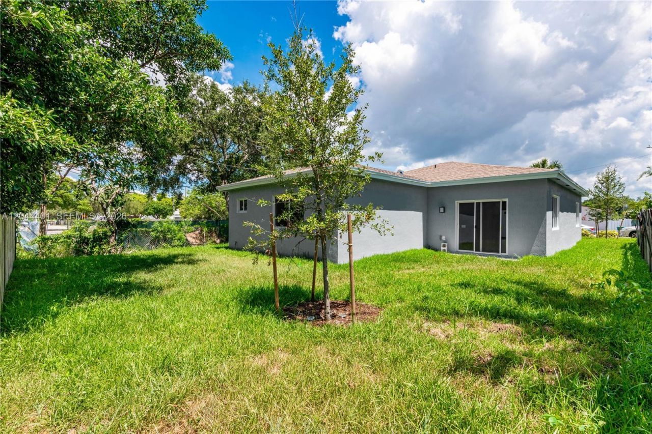 731 SW 6th St , Dania Beach, FL 33004 Photo