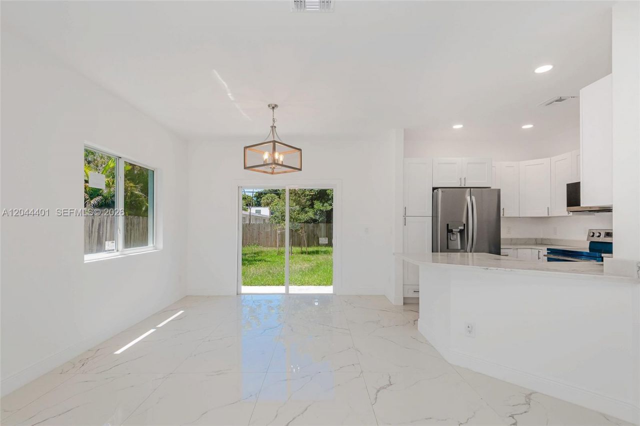 731 SW 6th St , Dania Beach, FL 33004 Photo