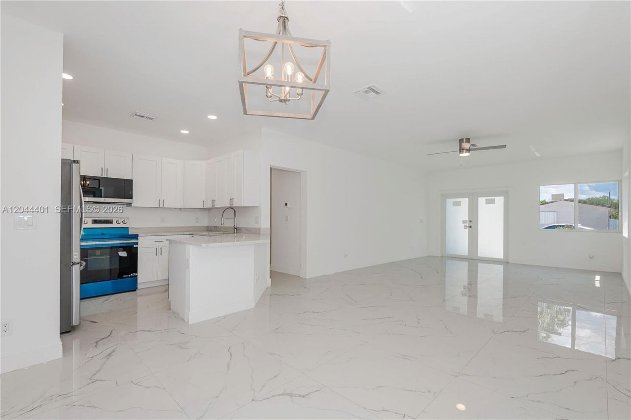 731 SW 6th St , Dania Beach, FL 33004 Photo