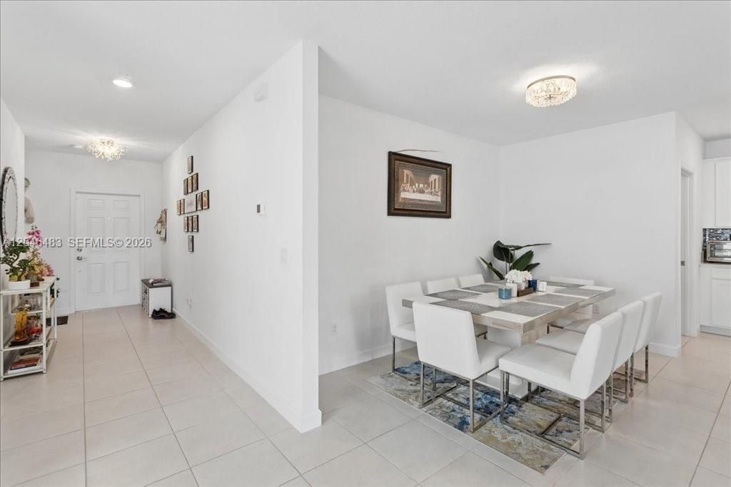 6018 Henderson Way, West Palm Beach, FL 33415 Photo