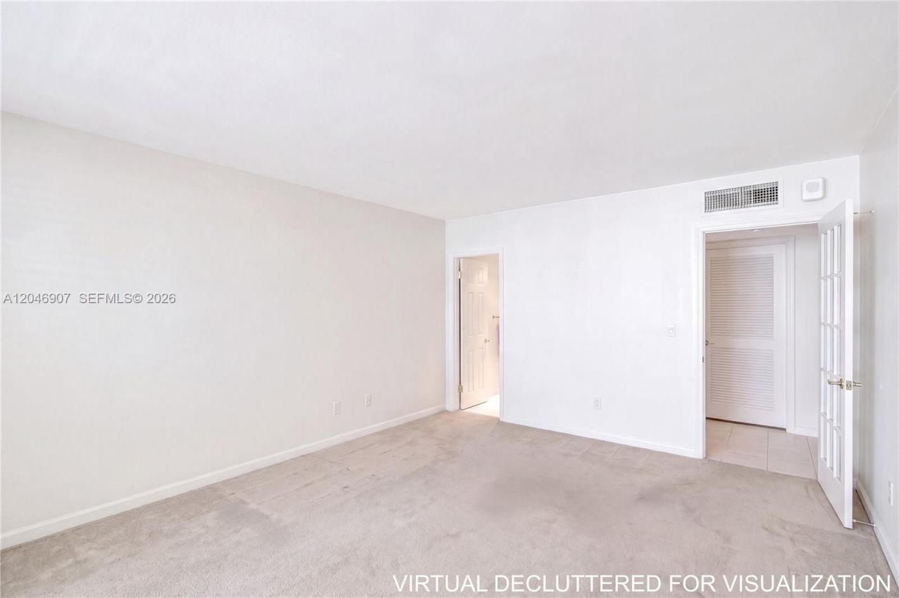 5005 Collins Ave, Unit 1224, Miami Beach, FL 33140 Photo