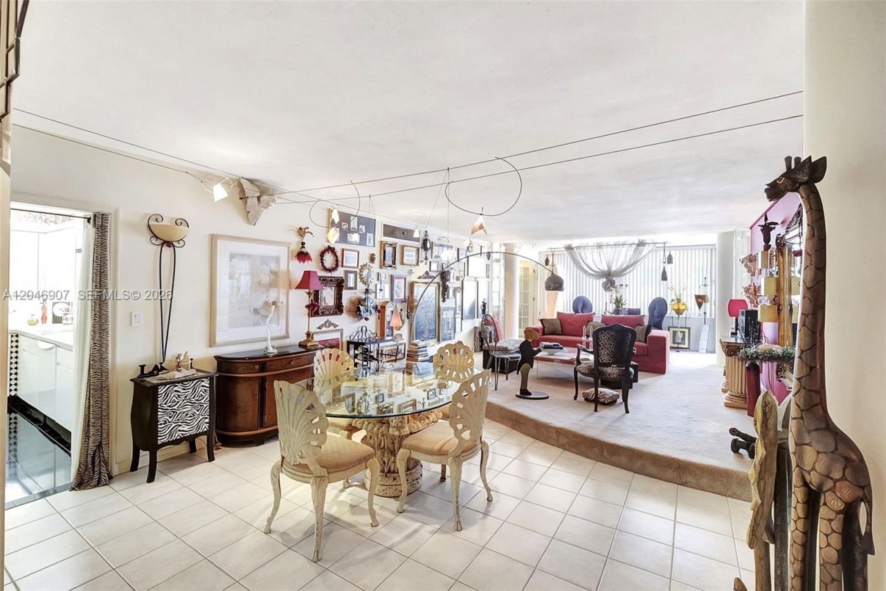 5005 Collins Ave , Unit 1224, Miami Beach, FL 33140 Photo