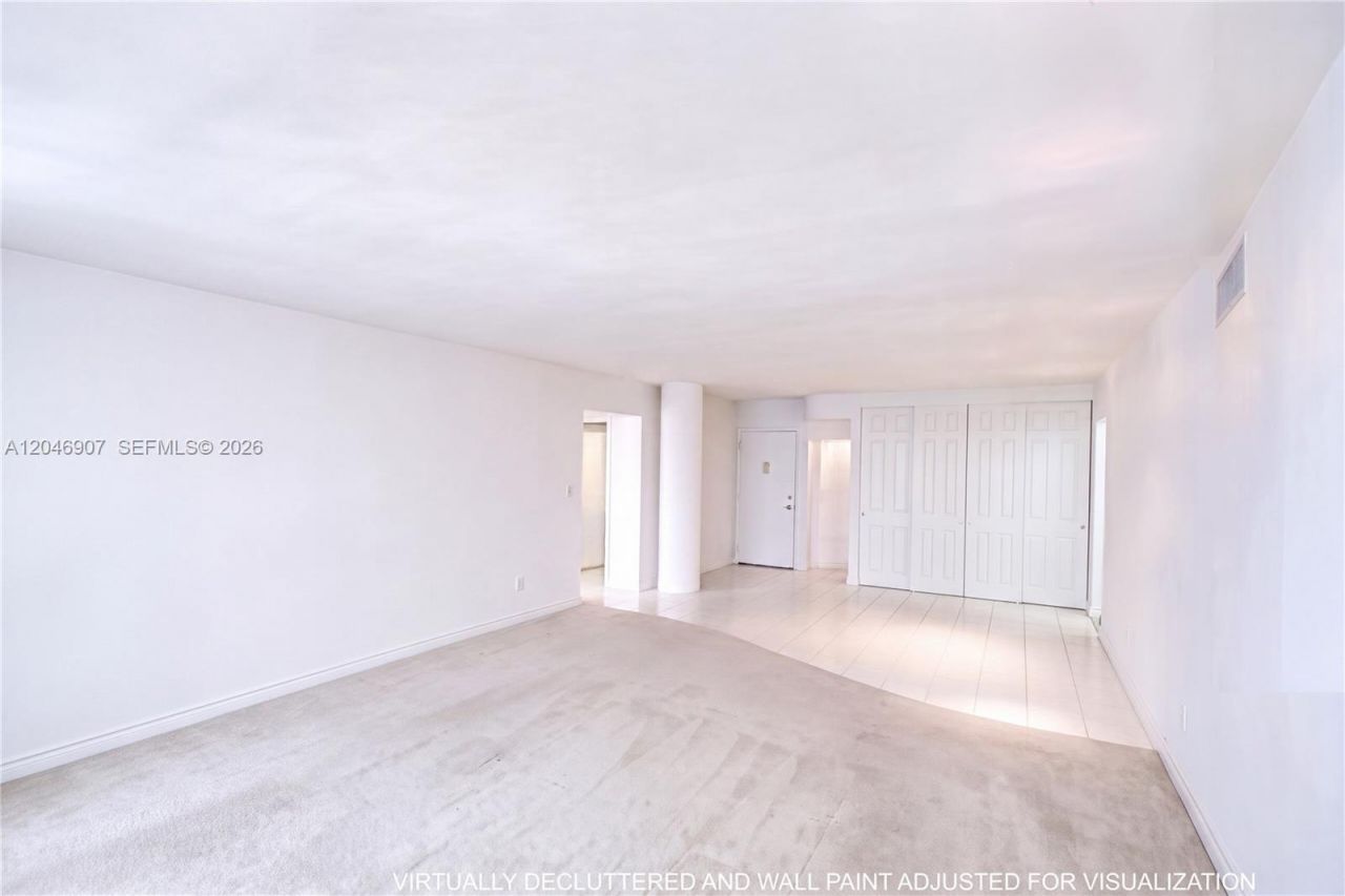 5005 Collins Ave, Unit 1224, Miami Beach, FL 33140 Photo