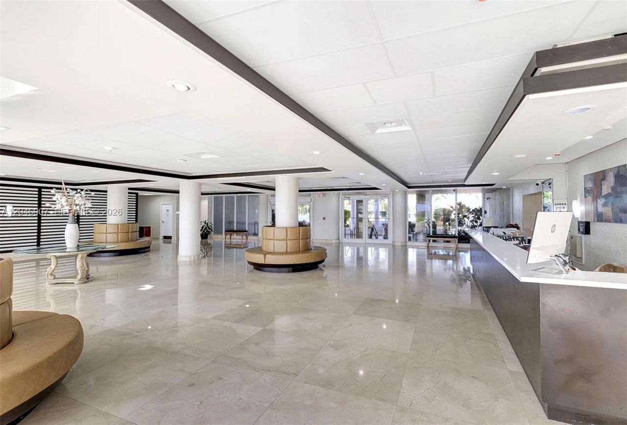 5005 Collins Ave , Unit 1224, Miami Beach, FL 33140 Photo