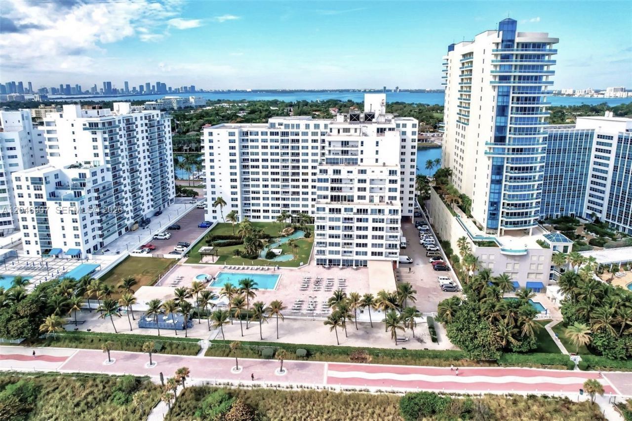 5005 Collins Ave, Unit 1224, Miami Beach, FL 33140 Photo