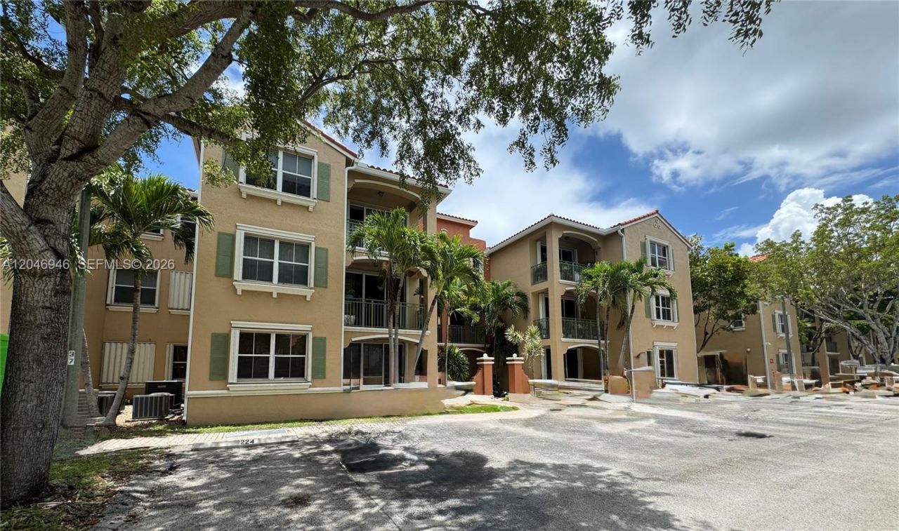 6360 NW 114th Ave, Unit 224, Doral, FL 33178 Photo