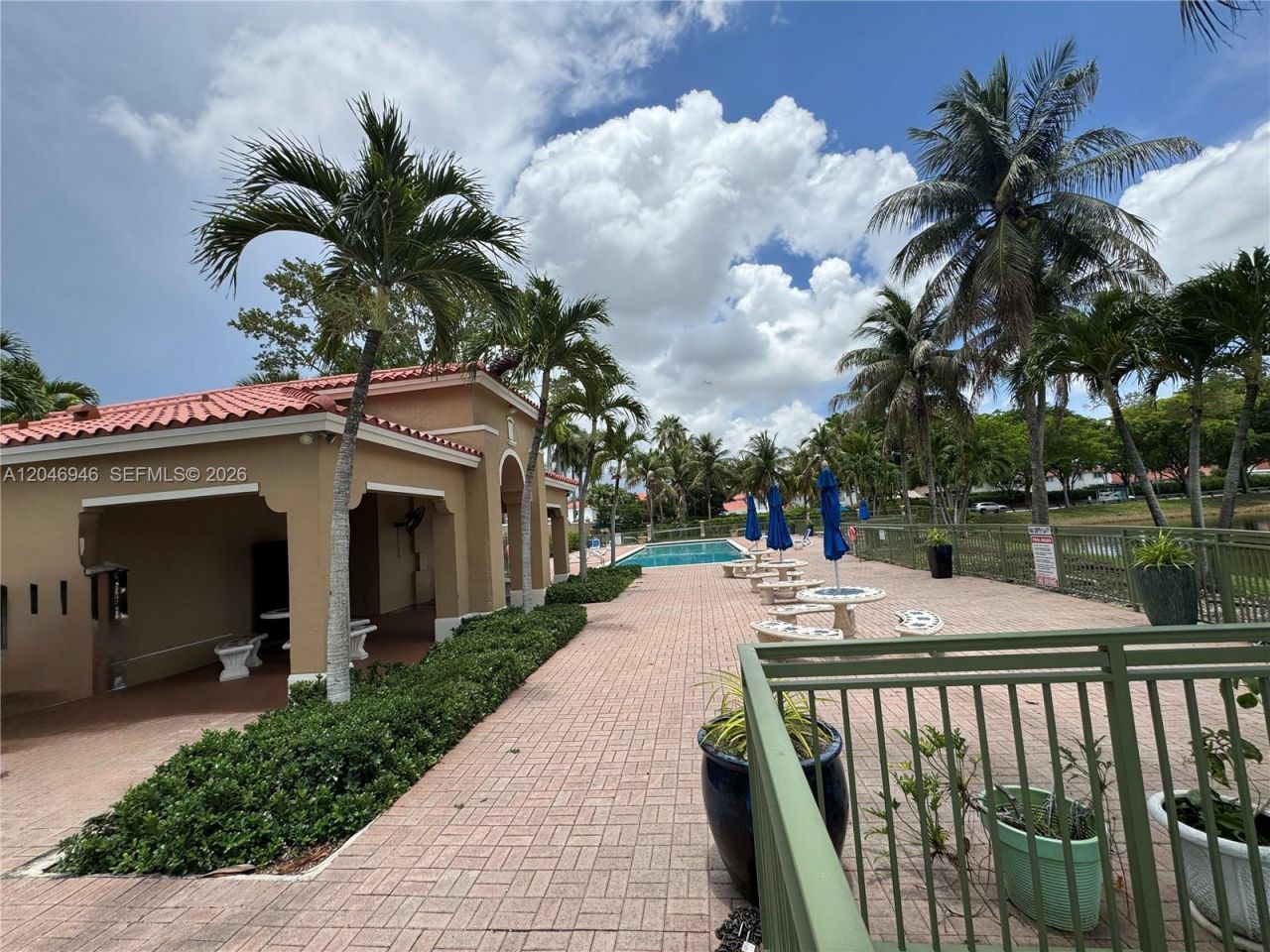 6360 NW 114th Ave, Unit 224, Doral, FL 33178 Photo