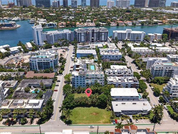 10177 W Bay Harbor Dr , Bay Harbor Islands, FL 33154