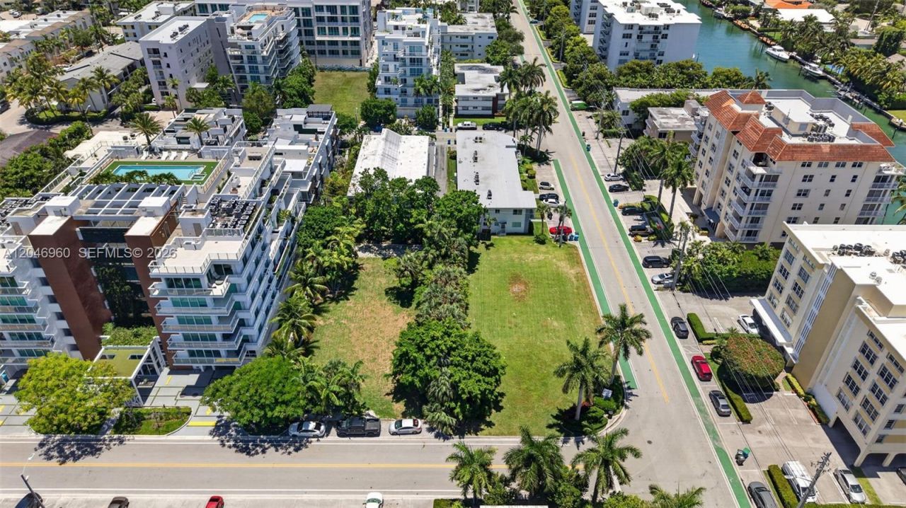 10177 W Bay Harbor Dr , Bay Harbor Islands, FL 33154 Photo