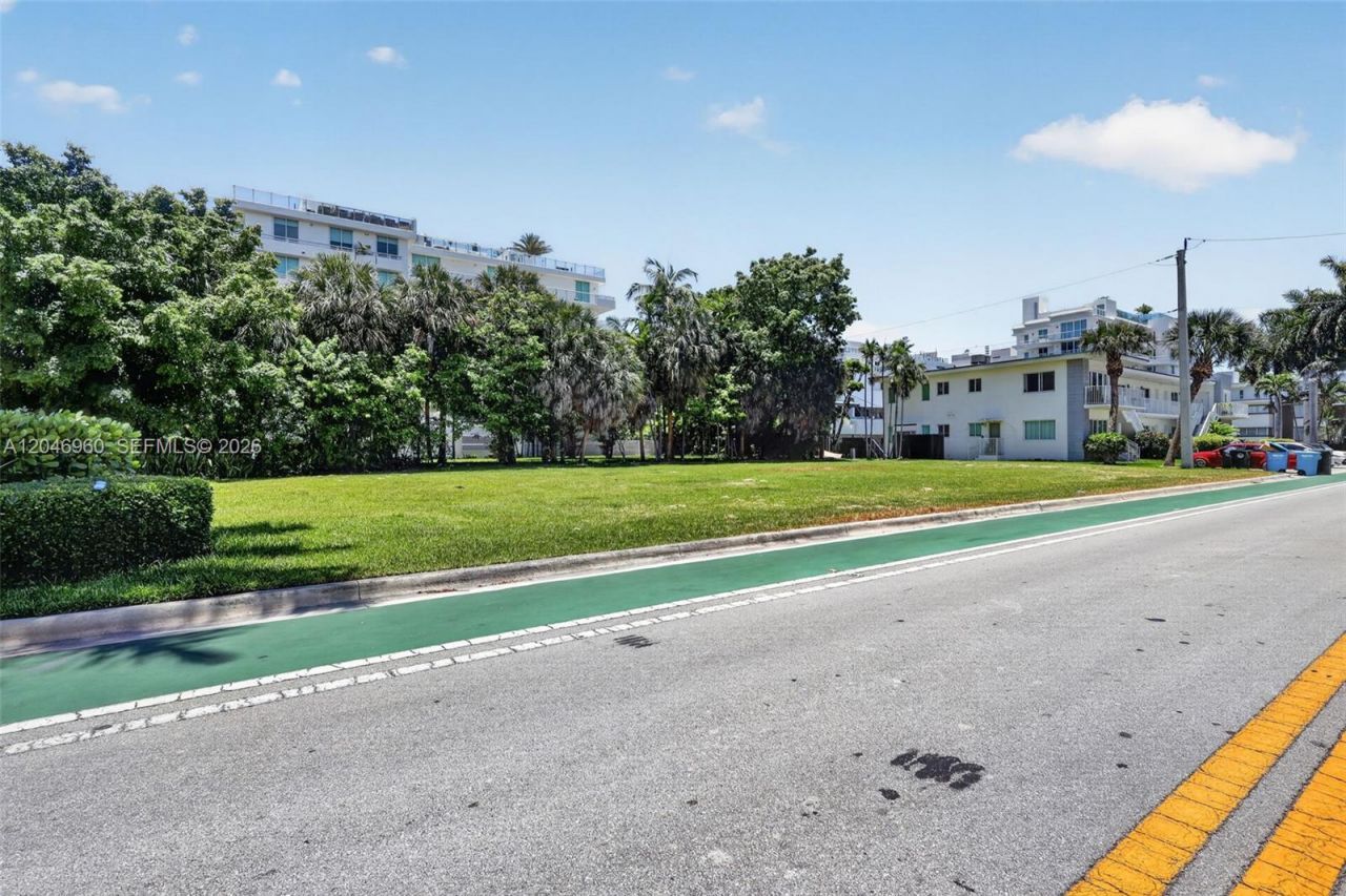 10177 W Bay Harbor Dr , Bay Harbor Islands, FL 33154 Photo