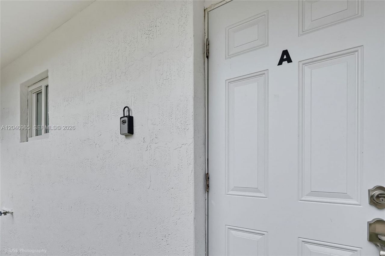 521 NW 33rd Ave, Unit 1, Miami, FL 33125 Photo
