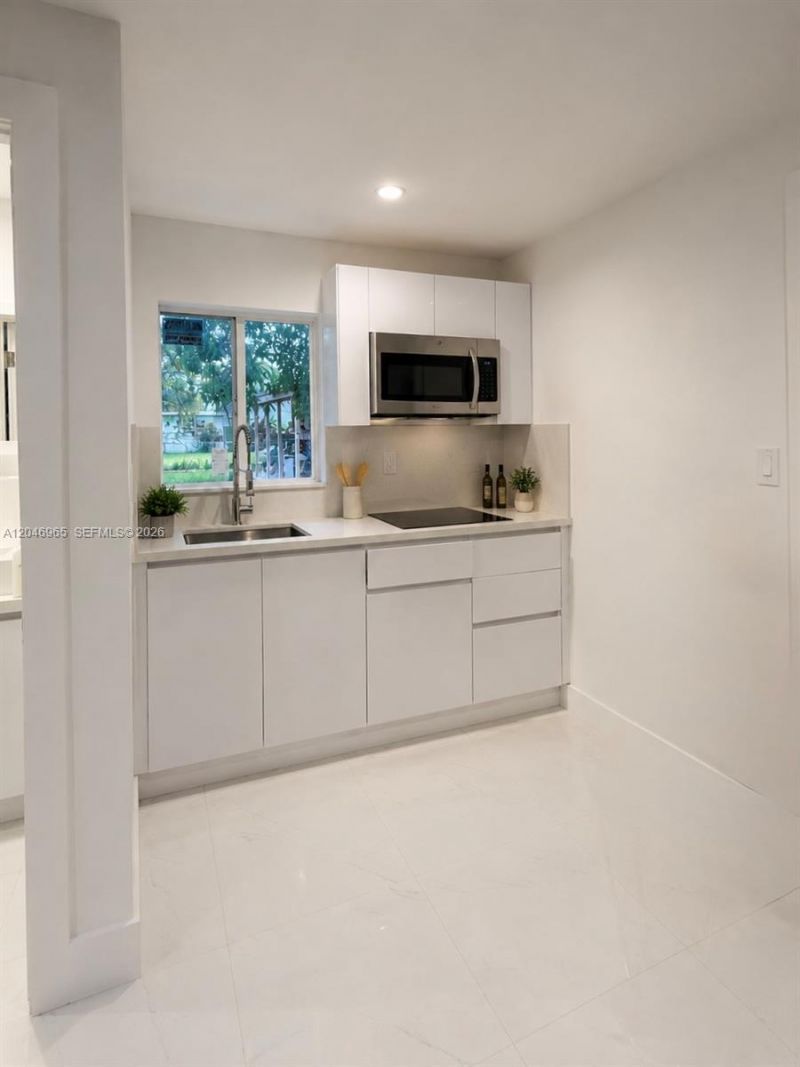 521 NW 33rd Ave, Unit 1, Miami, FL 33125 Photo
