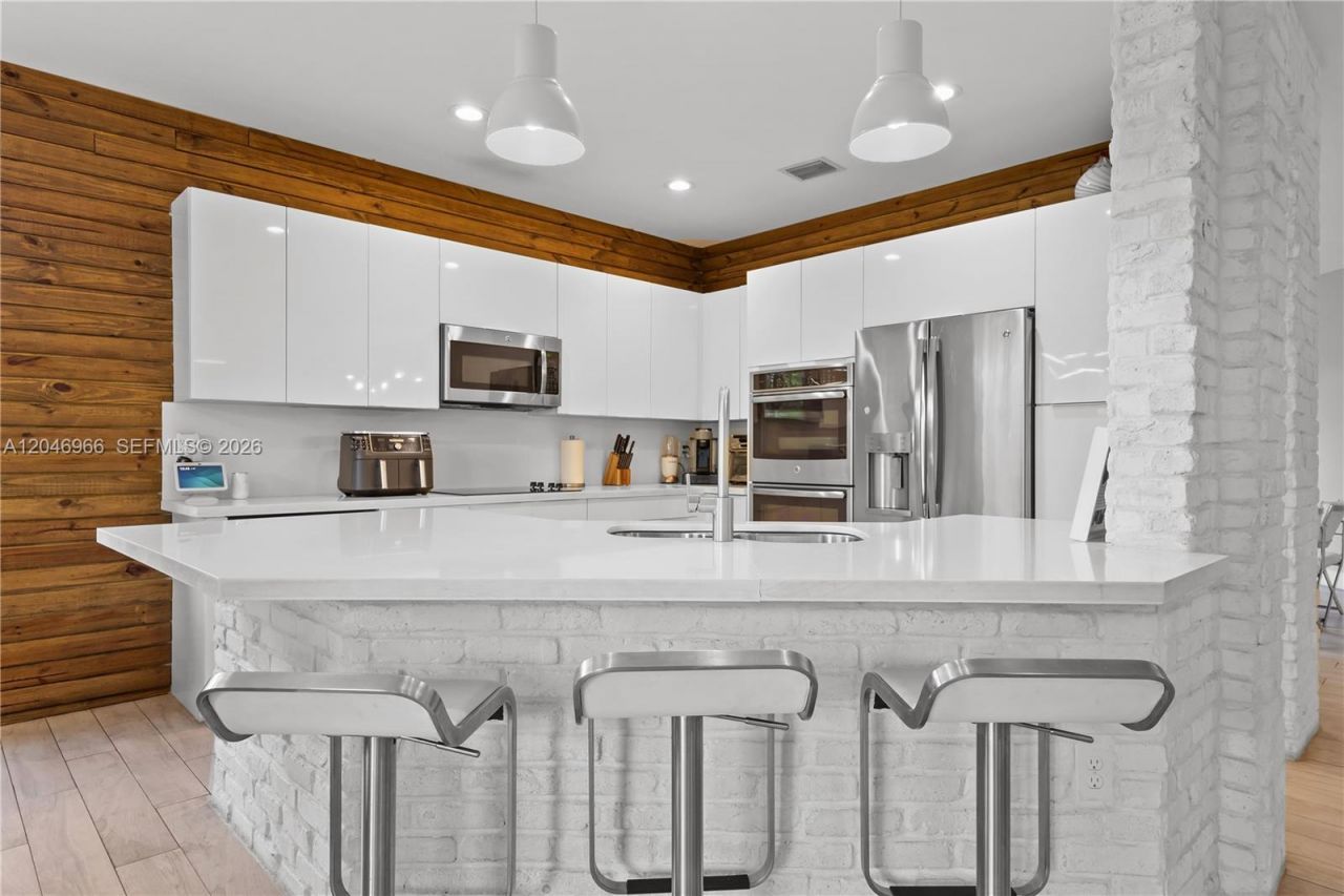 8774 NW 103rd Ave, Doral, FL 33178 Photo