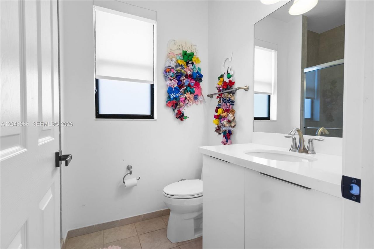 8774 NW 103rd Ave, Doral, FL 33178 Photo