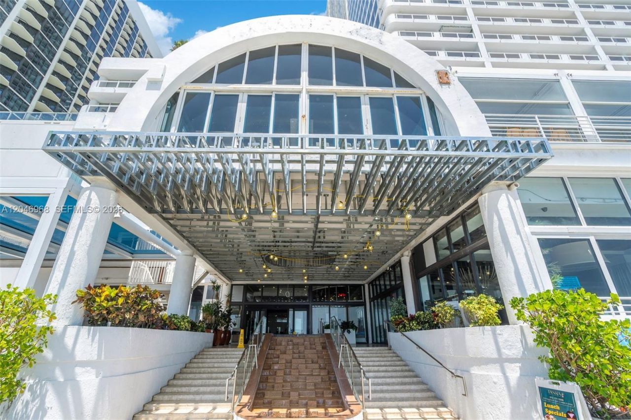 1717 N N Bayshore Dr , Unit A-1953, Miami, FL 33132 Photo