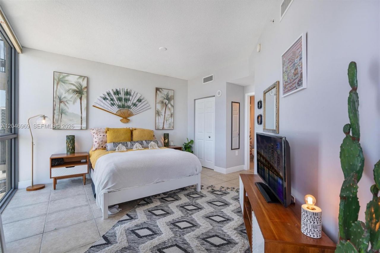 140 S Dixie Hwy , Unit 609, Hollywood, FL 33020 Photo