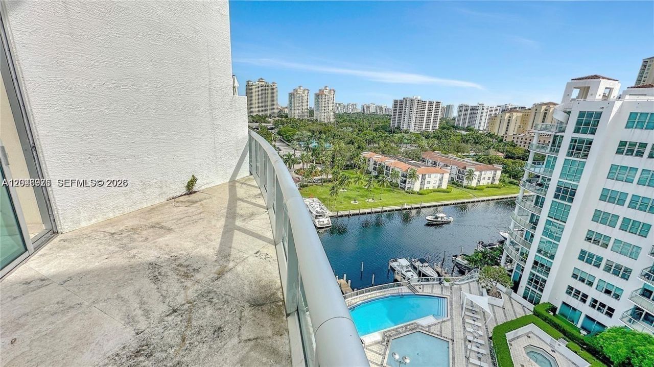 3131 NE 188th St , Unit 1-1205, Aventura, FL 33180 Photo