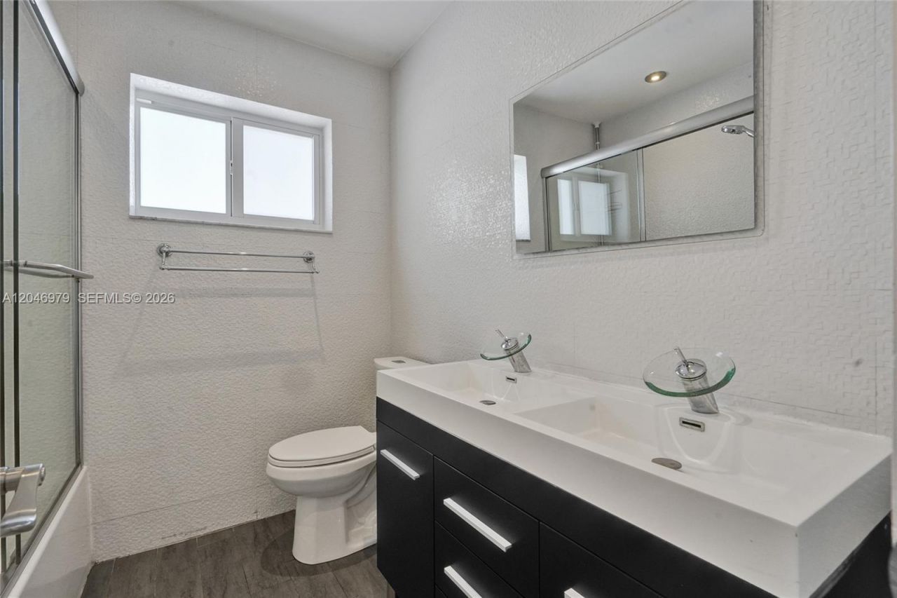 9240 54th St , Cooper City, FL 33328 Photo