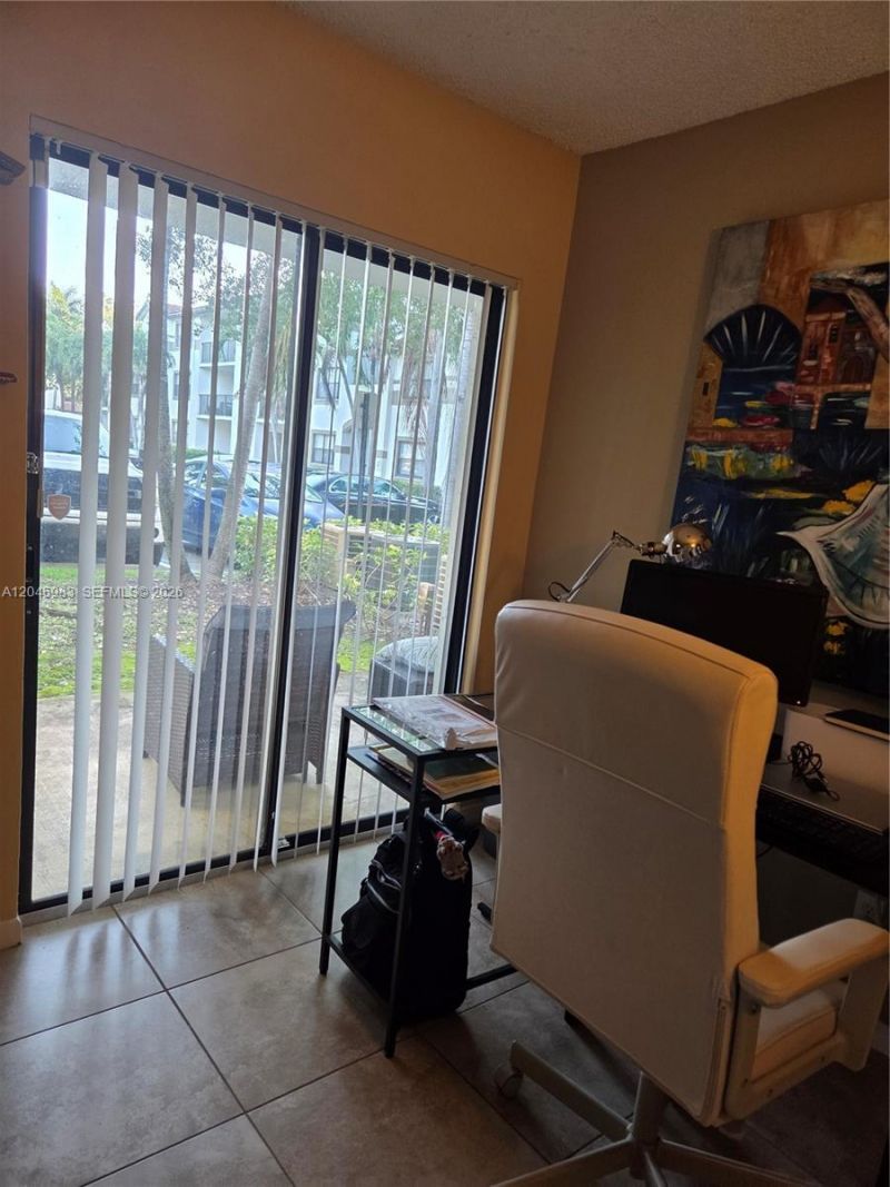 520 S Park Rd , Unit 16-12, Hollywood, FL 33021 Photo