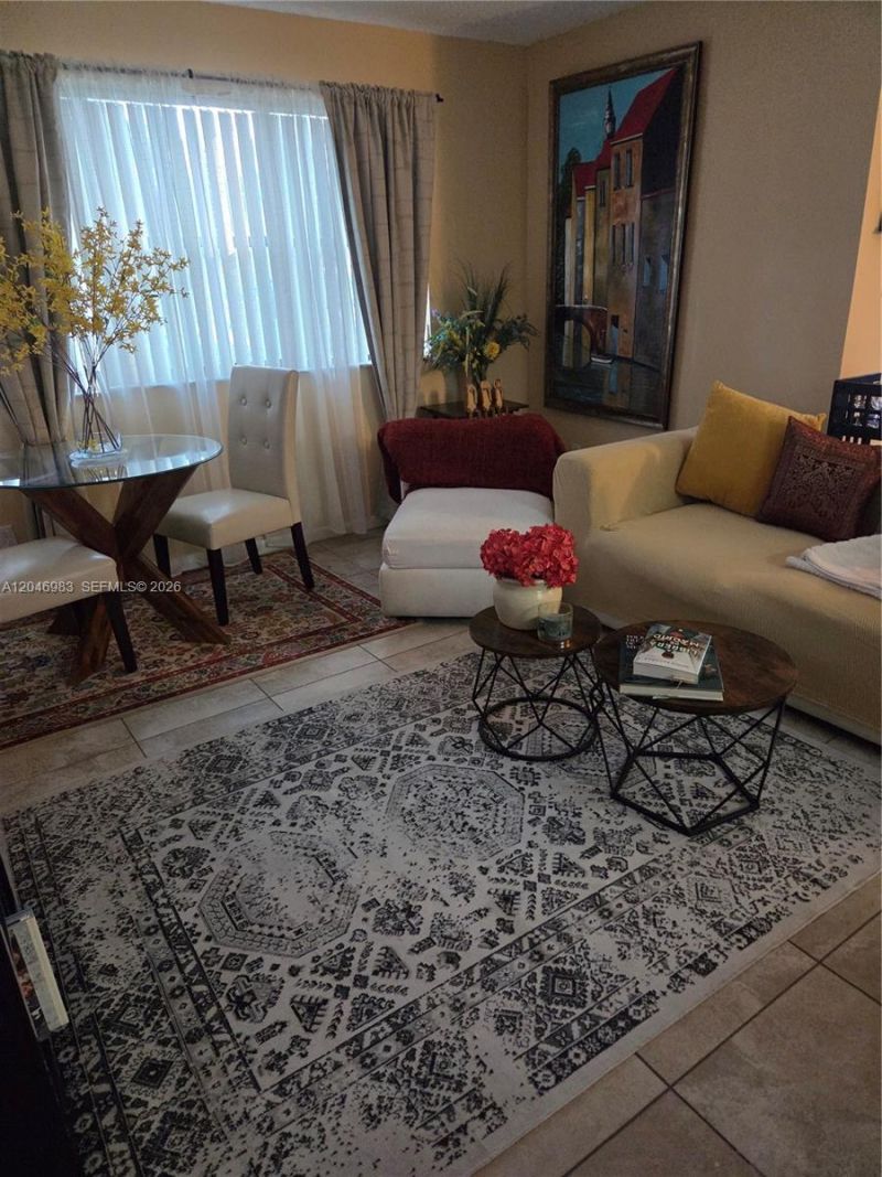 520 S Park Rd , Unit 16-12, Hollywood, FL 33021 Photo