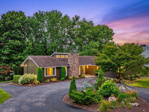 497 Canterbury Drive, Blountville, TN 37617