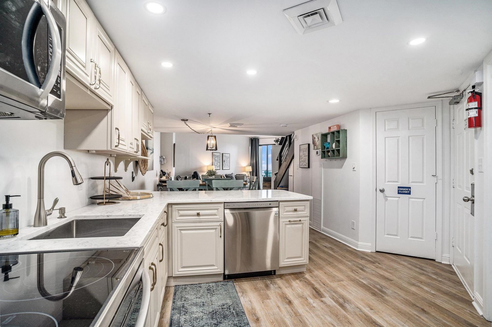 5523 North Ocean Blvd.  Photo 4