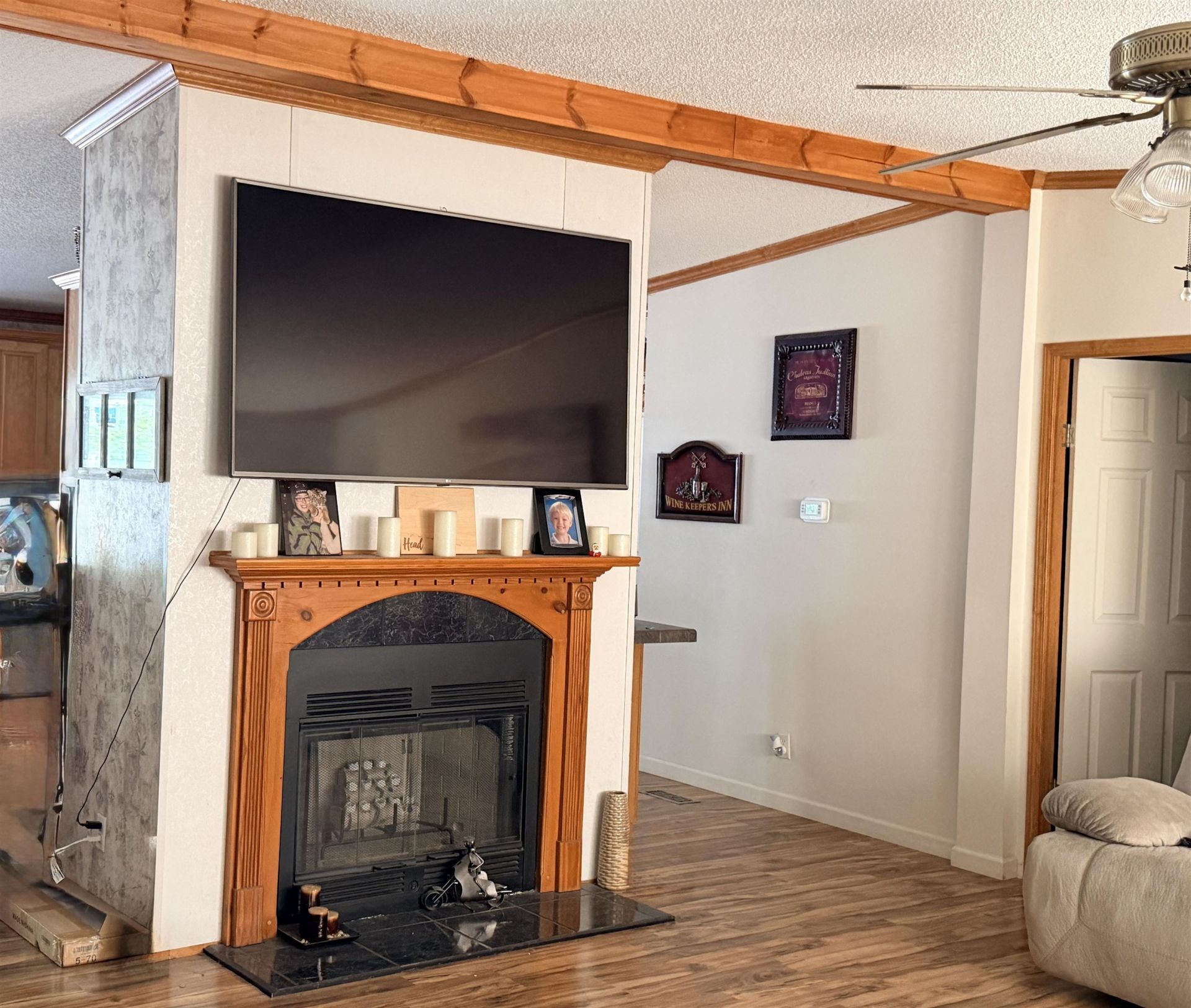 3247 Red Bird Ln. Photo 8
