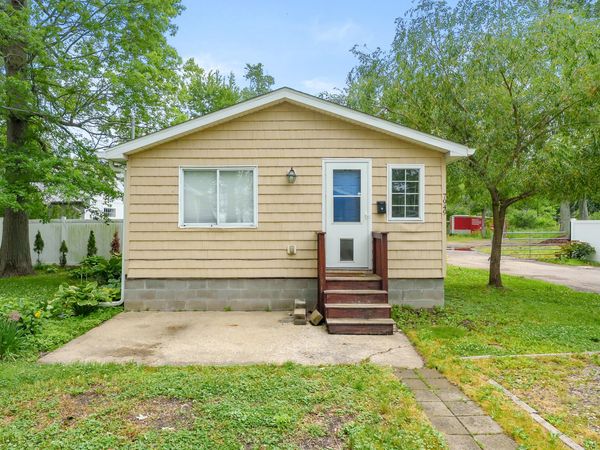 7949 Oak Street, Vicksburg, MI 49097