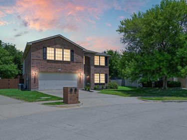 16520 Red River Lane, Fort Worth, TX 76247
