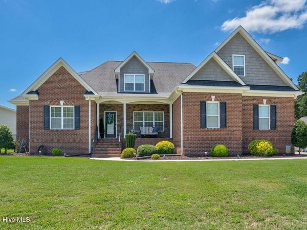 1701 Kingfisher Court , Nashville, NC 27856