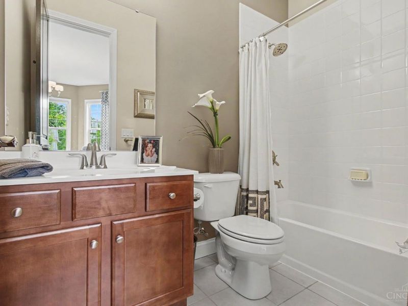 8961 Oakcrest Way, West Chester, OH 45069 Photo 22
