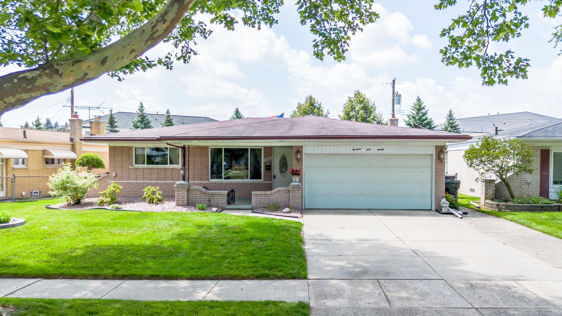 14490 Edshire Drive, Sterling Heights, MI 48312 Main Photo