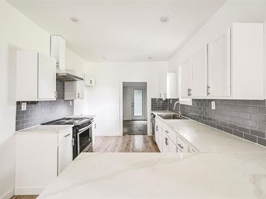 1336 E Maddox Avenue, Fort Worth, TX 76104
