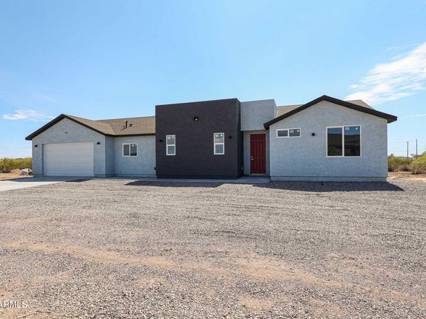 8335 S 351ST Drive, Tonopah, AZ 85354