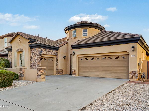 830 E Canyon Way, Chandler, AZ 85249