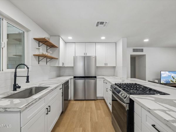4112 N 6TH Avenue NW, Phoenix, AZ 85013