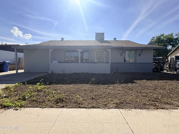 5619 W LA REATA Avenue, Phoenix, AZ 85035