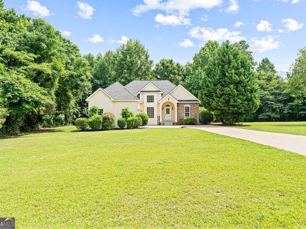 2850 Arrowhead Drive, Lizella, GA 31052