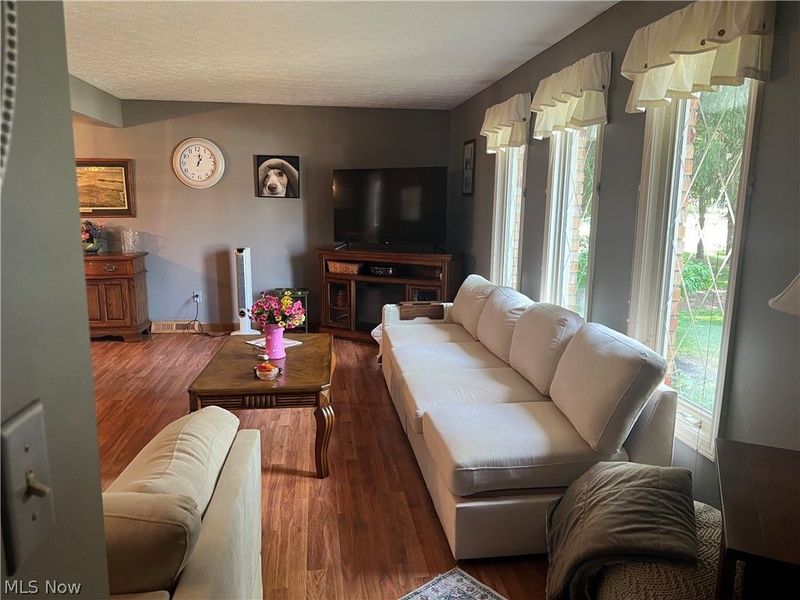 823 Gloucester Drive, Huron, OH 44839 Photo 4