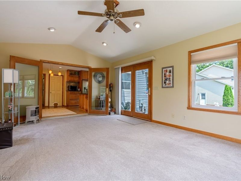 8640 Candleberry Street NW, Massillon, OH 44646 Photo 18