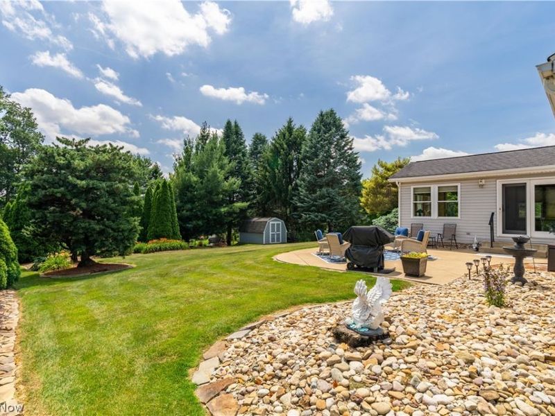 8640 Candleberry Street NW, Massillon, OH 44646 Photo 39