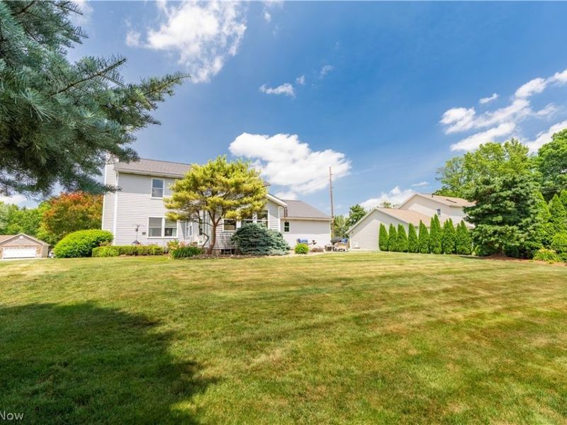 8640 Candleberry Street NW, Massillon, OH 44646 Photo 41
