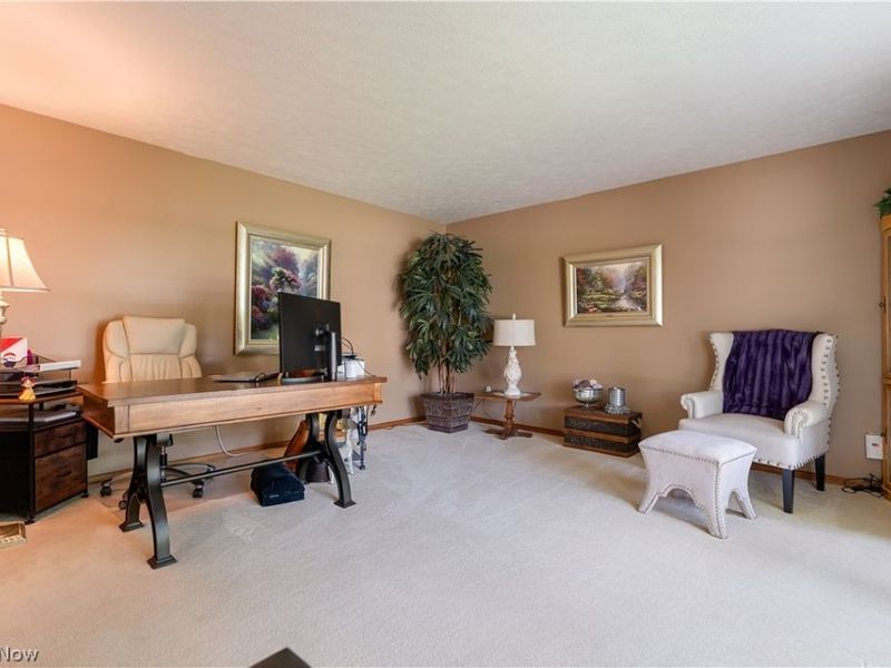 8640 Candleberry Street NW, Massillon, OH 44646 Photo 5