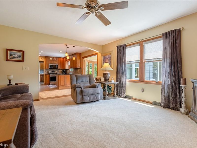 8640 Candleberry Street NW, Massillon, OH 44646 Photo 8