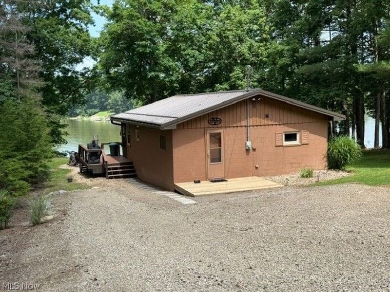 85 Sunset Drive, Senecaville, OH 43780 Photo 3