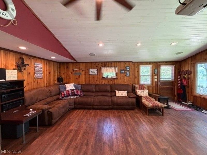 85 Sunset Drive, Senecaville, OH 43780 Photo 32