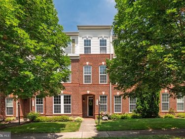 43580 POPES CREEK SQUARE , LEESBURG, VA 20176