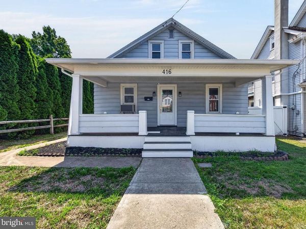 416 E DERRY ROAD, HERSHEY, PA 17033