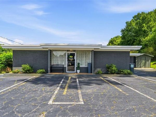 211 Field Street , Bremen, GA 30110